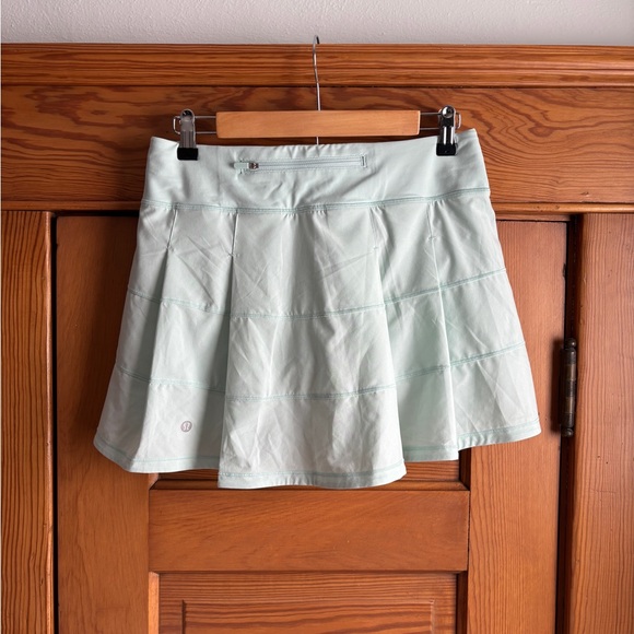 Lululemon Pace Rival Mid-Rise Skirt 15" Length Tall in Delicate Mint Size 6 - Picture 4 of 5